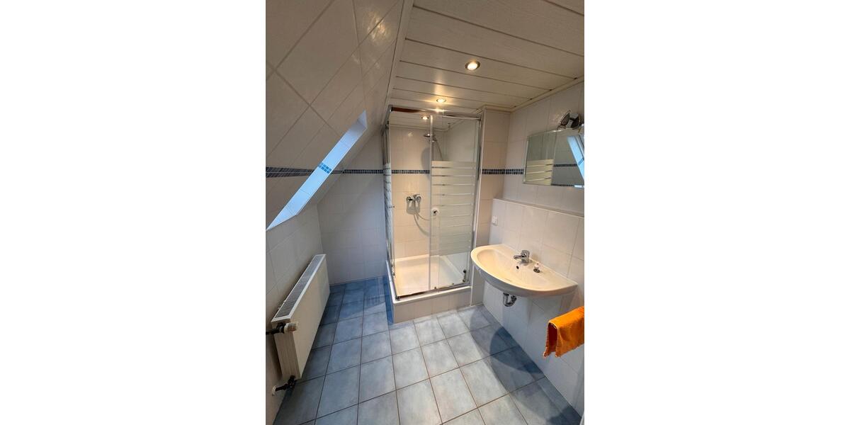 Etagenwohnung Weißenthurm - 5 Zimmer, 117 m&sup2;, 900&euro; | Angebot:26277400