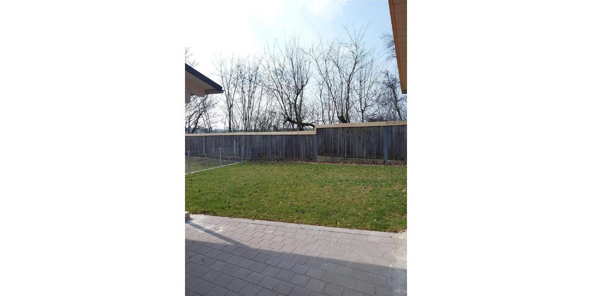 Doppelhaushälfte Geisenhausen - 6 Zimmer, 126 m&sup2;, 1.760&euro; | Angebot:25756178