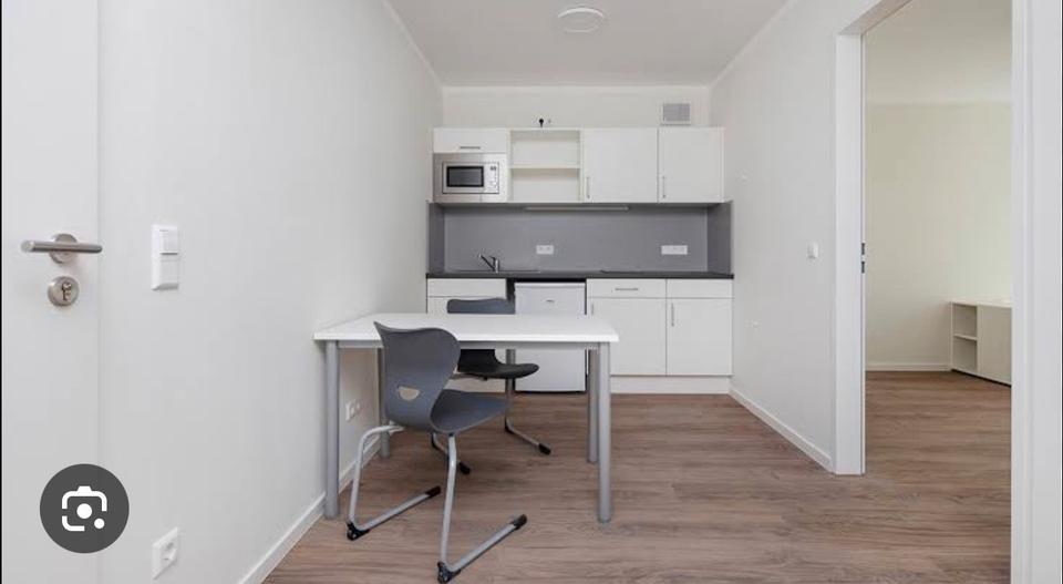 Etagenwohnung Potsdam Krampnitz - 1 Zimmer, 25 m&sup2;, 385&euro; | Angebot:26578379