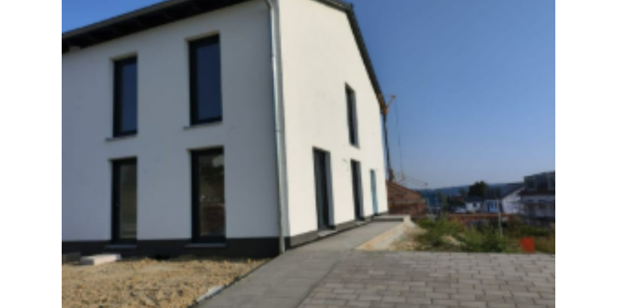 Moderne Doppelhaushälfte in Eichendorf – hochwertig & energiesparend 5 zimmer