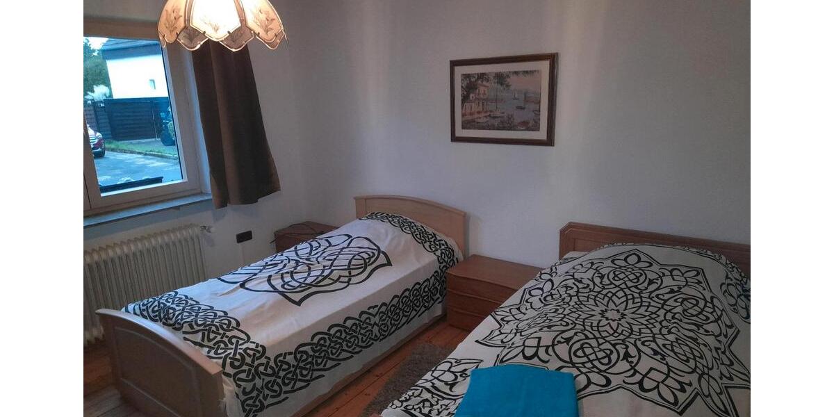 Wohnen auf Zeit Leverkusen Opladen - 4 Zimmer, 110 m&sup2;, 19&euro; | Angebot:25338131