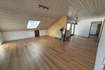 Dachgeschoßwohnung Andechs - 3 Zimmer, 75 m&sup2;, 1.100&euro; | Angebot:26427229