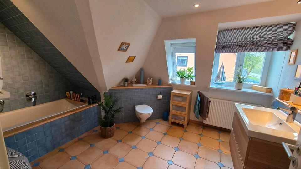 Einfamilienhaus Flintbek - 5 Zimmer, 184 m&sup2;, 2.400&euro; | Angebot:26255590