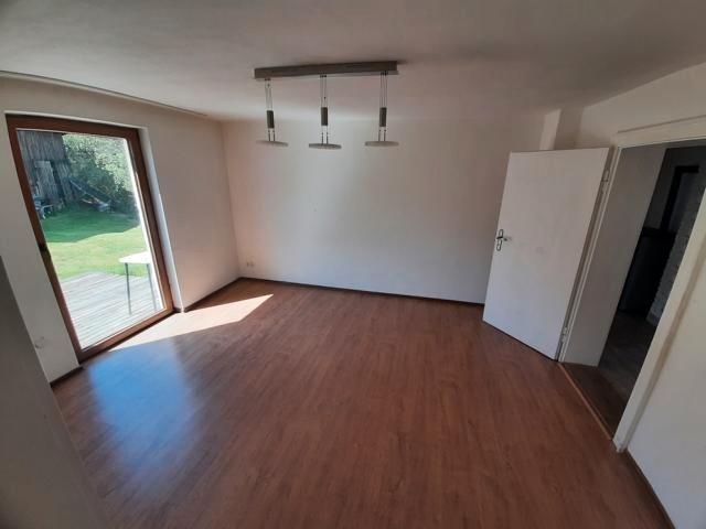 Erdgeschoßwohnung Viechtach - 4 Zimmer, 80 m&sup2;, 740&euro; | Angebot:26449999