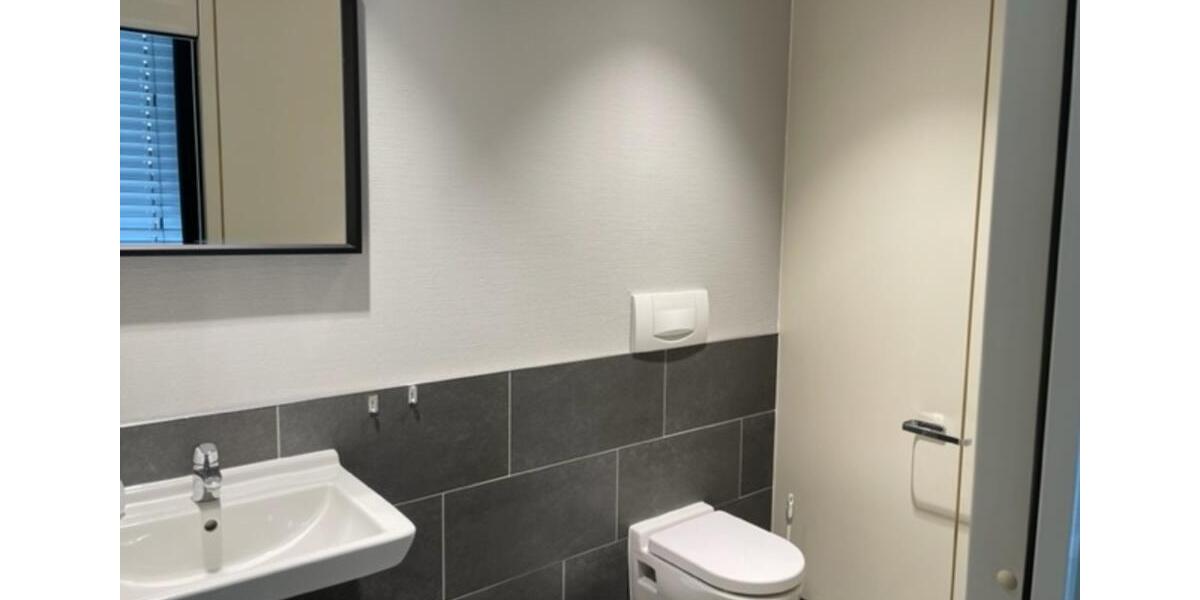 Exklusive Büroflächen – 360 m² mit Glastrennwänden, Dachterrasse zimmer