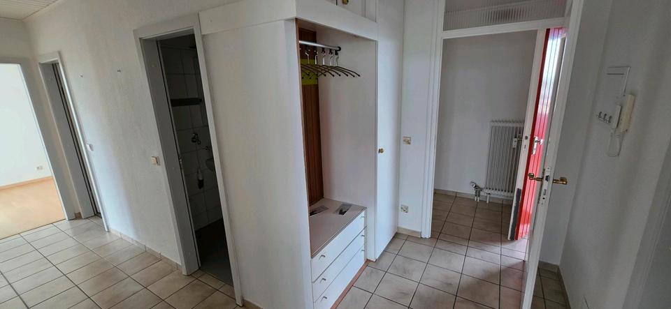 Etagenwohnung Wolfsburg - 2 Zimmer, 90 m&sup2;, 1.125&euro; | Angebot:26639343