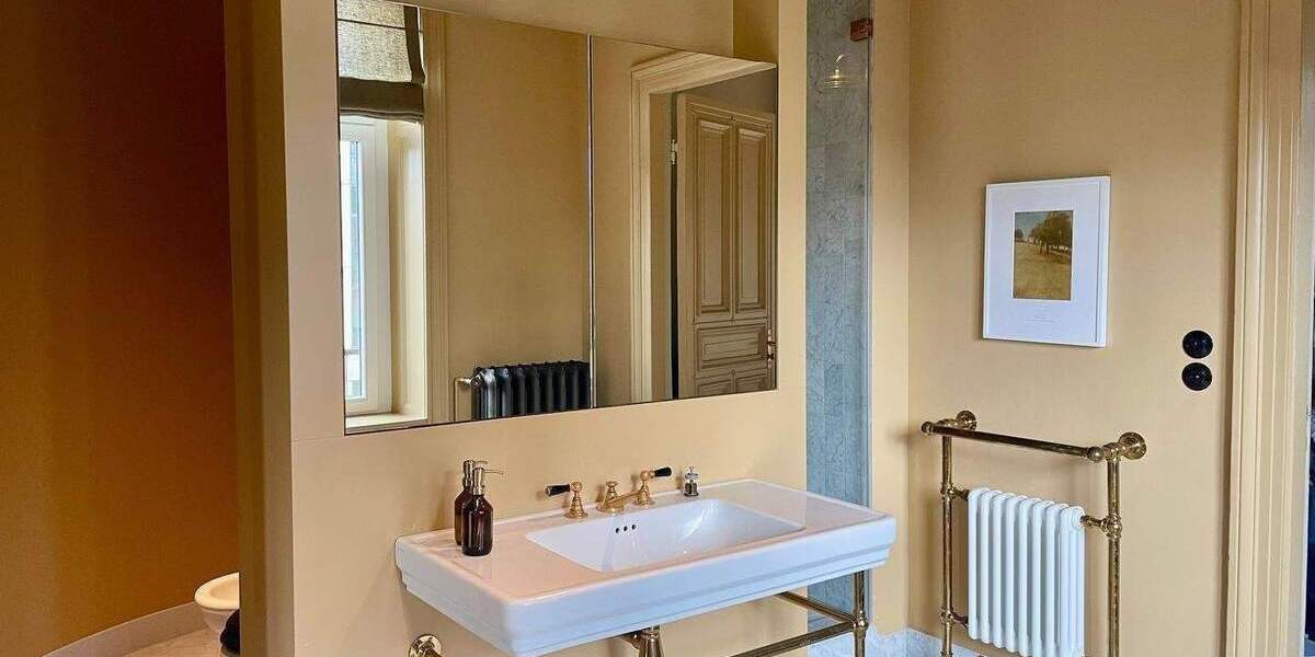 Etagenwohnung Hamburg Rotherbaum - 5 Zimmer, 205 m&sup2;, 5.900&euro; | Angebot:25089265