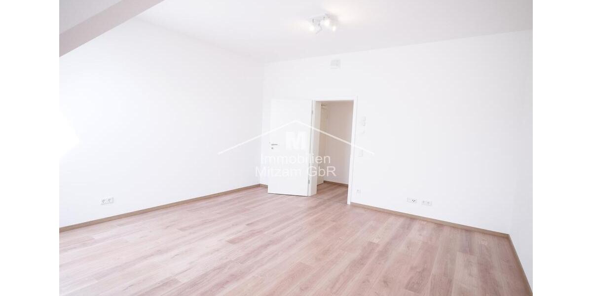 Dachgeschoßwohnung Dietfurt an der Altmühl - 2 Zimmer, 76 m&sup2;, 640&euro; | Angebot:26000073