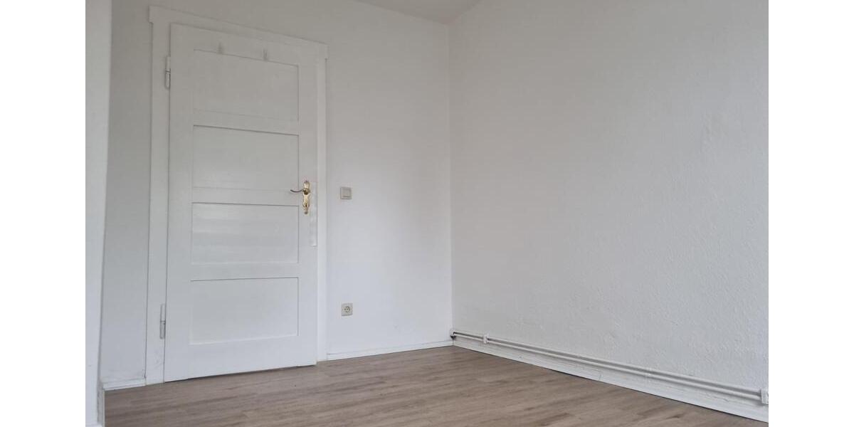 Etagenwohnung Halberstadt - 3 Zimmer, 57 m&sup2;, 325&euro; | Angebot:25805153