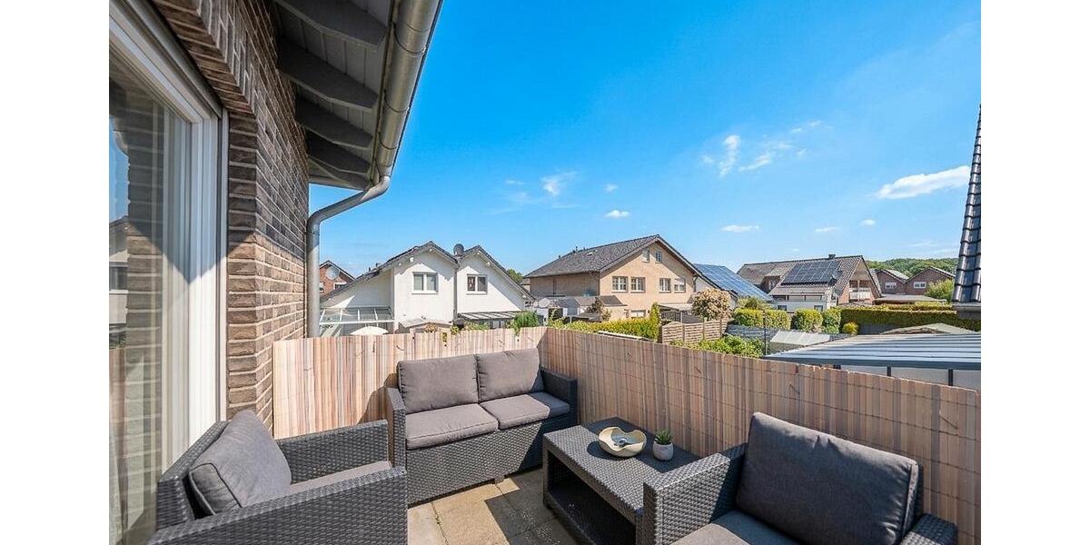 Etagenwohnung Hückelhoven - 3 Zimmer, 88 m&sup2;, 1.030&euro; | Angebot:26487472