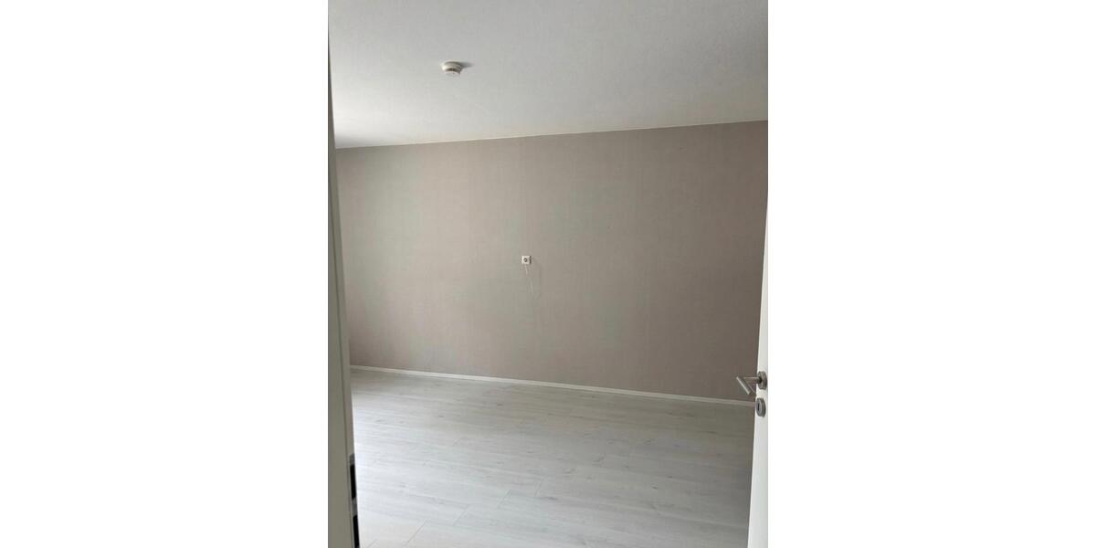 Etagenwohnung Wildberg - 3 Zimmer, 100 m&sup2;, 1.150&euro; | Angebot:26248953