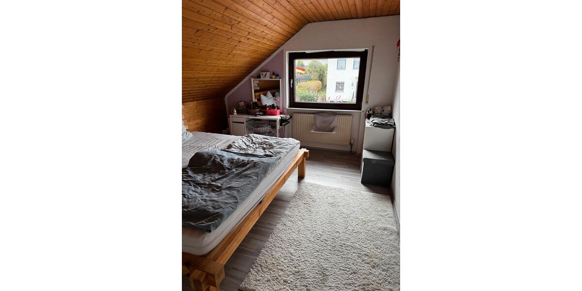 Dachgeschoßwohnung Mauchenheim - 3 Zimmer, 120 m&sup2;, 1.000&euro; | Angebot:26045219