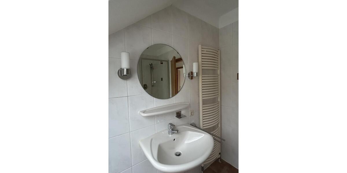 Schöne 2-Zimmer-Wohnung mit Balkon, Grün- & Blicklage von Privat. Am Schäfersberg-Niedernhausen 2 zimmer