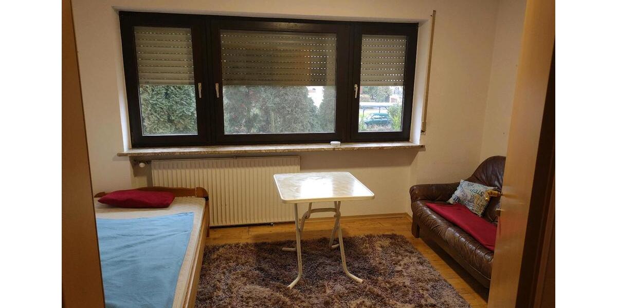 Wohnen auf Zeit Dingolfing - 1 Zimmer, 25 m&sup2;, 350&euro; | Angebot:26551347