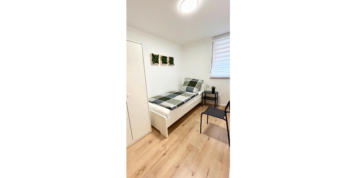 Wohnen auf Zeit Vaihingen an der Enz - 5 Zimmer, 100 m&sup2;, 15&euro; | Angebot:25304676