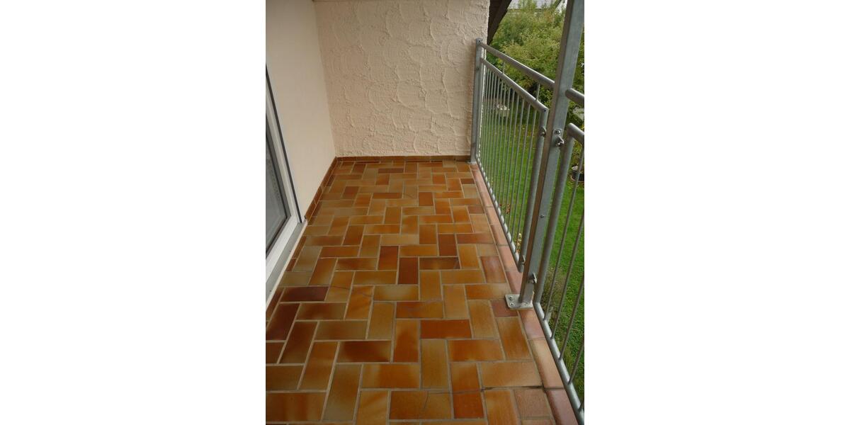 Dachgeschoßwohnung Buchdorf - 2 Zimmer, 50 m&sup2;, 500&euro; | Angebot:24610277