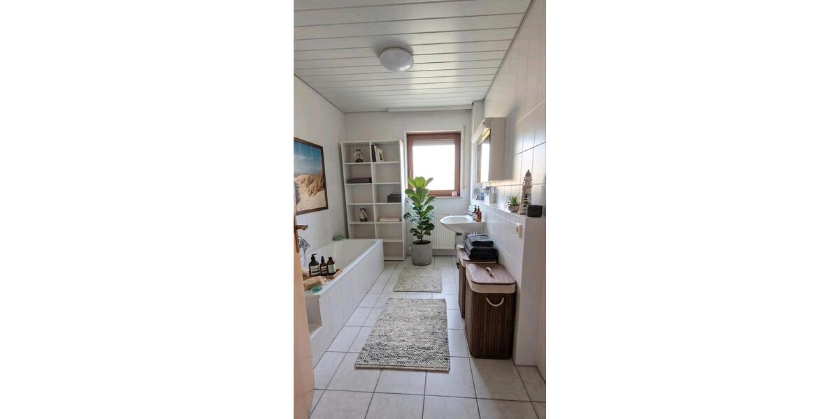 Dachgeschoßwohnung Bietigheim-Bissingen Bissingen - 3.5 Zimmer, 99 m&sup2;, 1.550&euro; | Angebot:25967870