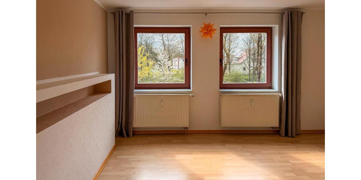 Etagenwohnung Pritzwalk - 2 Zimmer, 82 m&sup2;, 676&euro; | Angebot:26251007