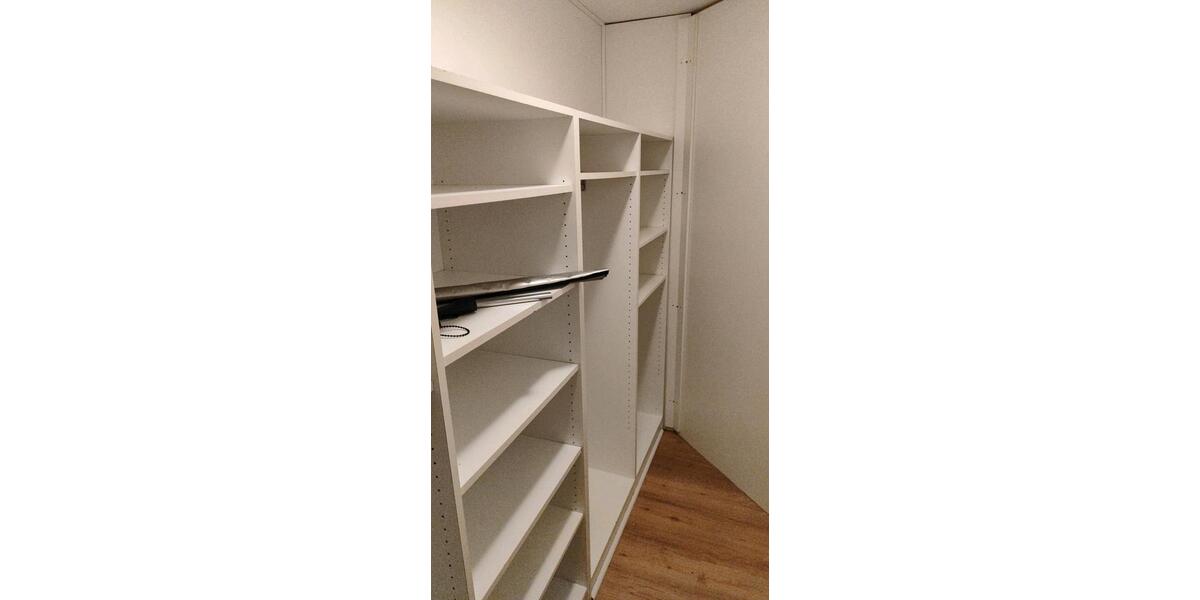 Etagenwohnung Kiel Neumühlen-Dietrichsdorf - 1 Zimmer, 36 m&sup2;, 670&euro; | Angebot:26606921