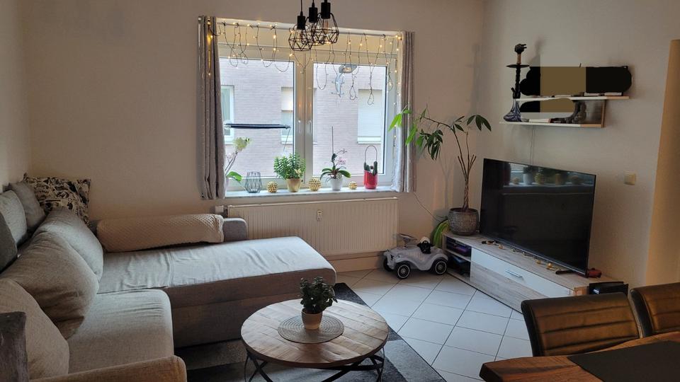 Etagenwohnung Werdau - 3 Zimmer, 72 m&sup2;, 400&euro; | Angebot:24839289