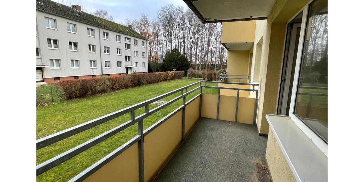 Schöne 2-Zimmer-Wohnung im EG mit Balkon 2 zimmer