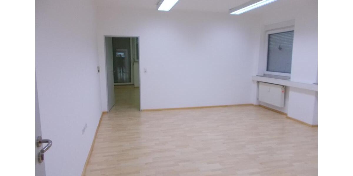Prima Büroräume in Neu-Ulm ab 2026 zu vermieten zimmer