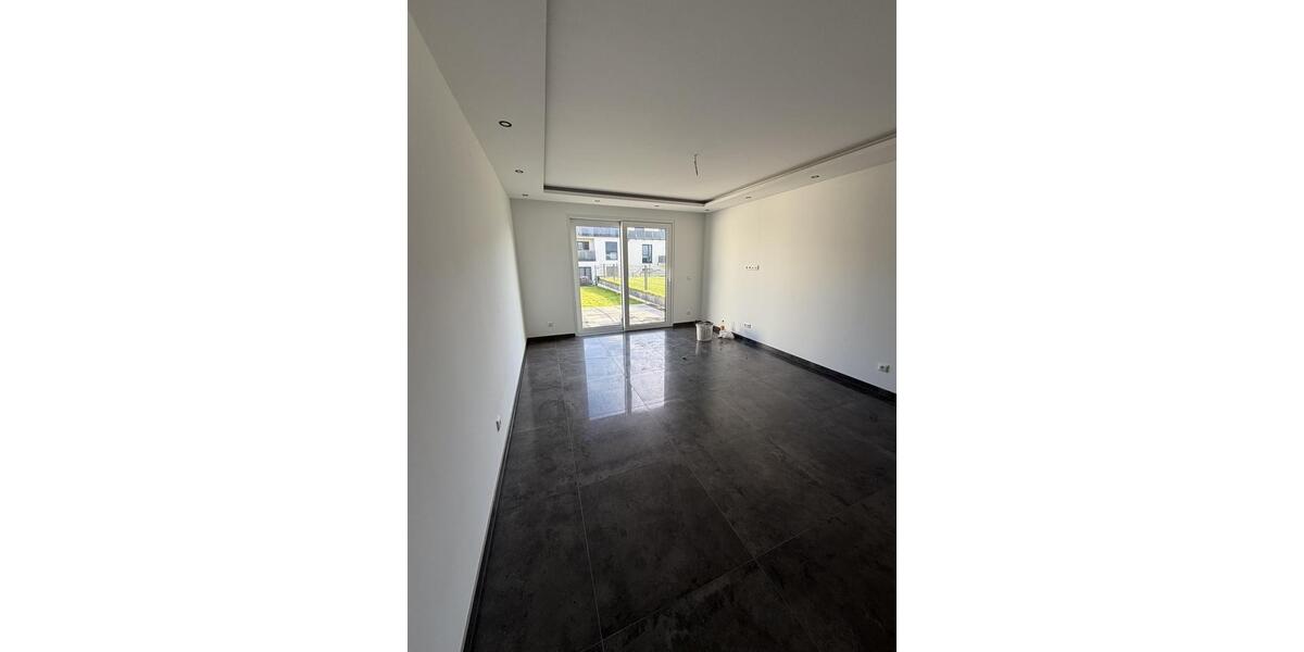 Reihenhaus Offenbach am Main Bieber - 7 Zimmer, 200 m&sup2;, 3.000&euro; | Angebot:24214804