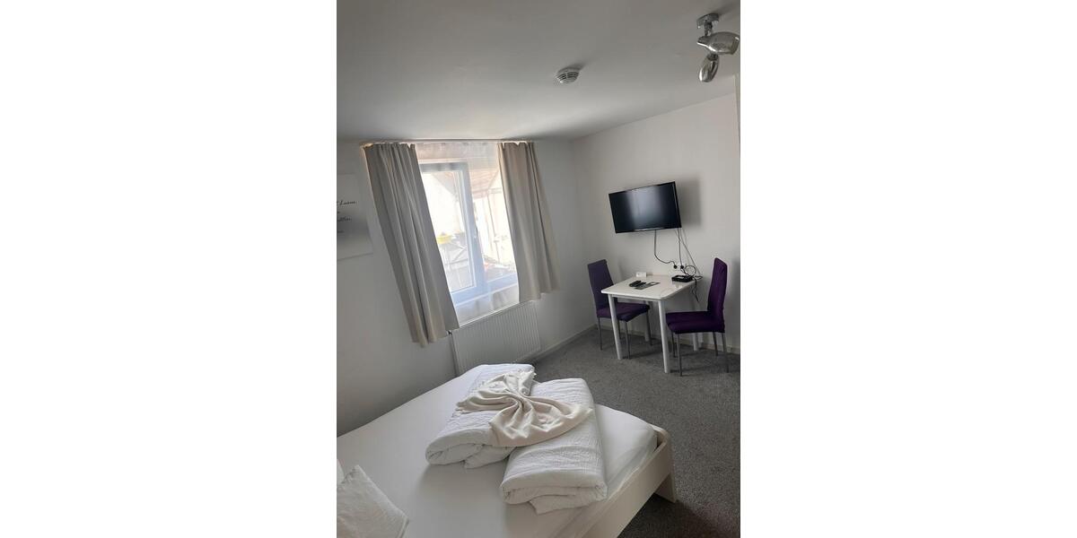 Wohnen auf Zeit Meckenbeuren - 7 Zimmer, 500&euro; | Angebot:23550881