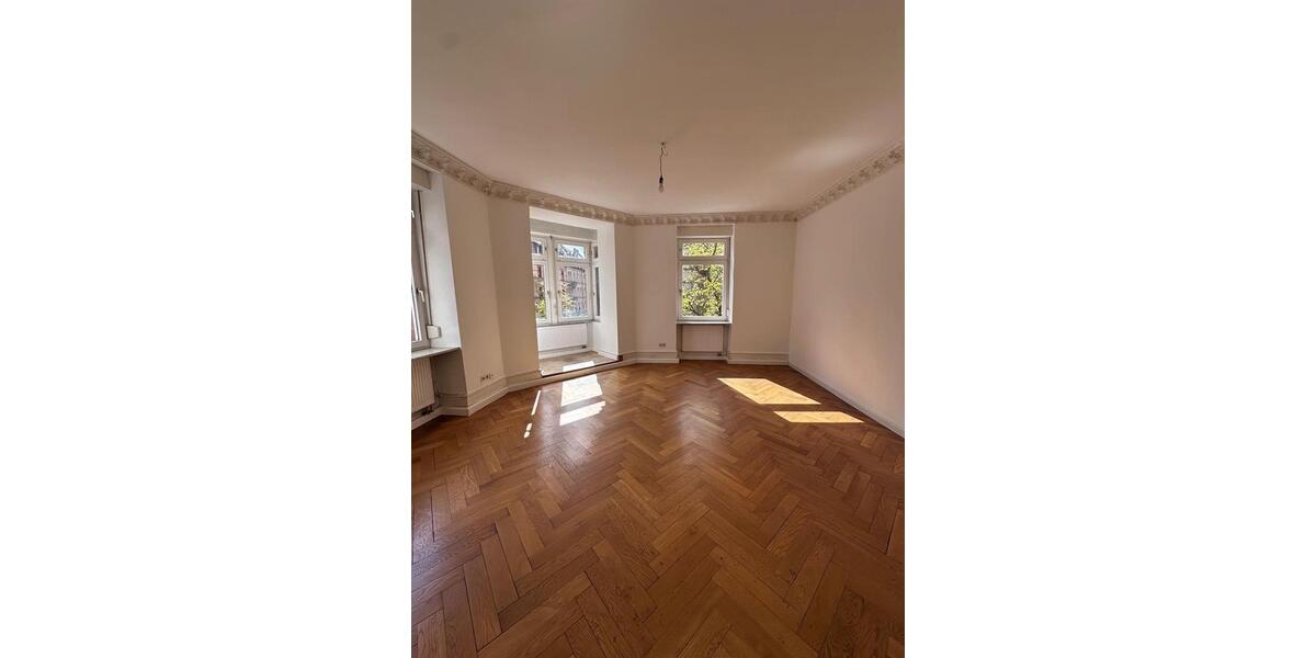 Etagenwohnung Karlsruhe Beiertheim-Bulach - 4 Zimmer, 114 m&sup2;, 1.450&euro; | Angebot:26475882