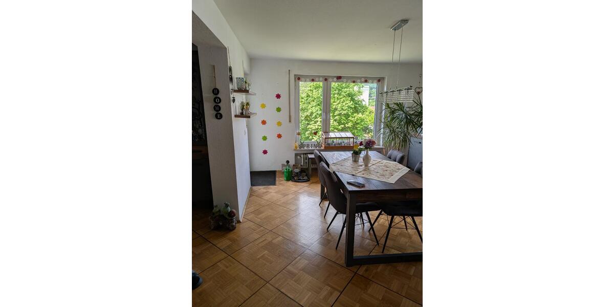 Etagenwohnung Künzelsau - 5 Zimmer, 131 m&sup2;, 1.050&euro; | Angebot:26517728