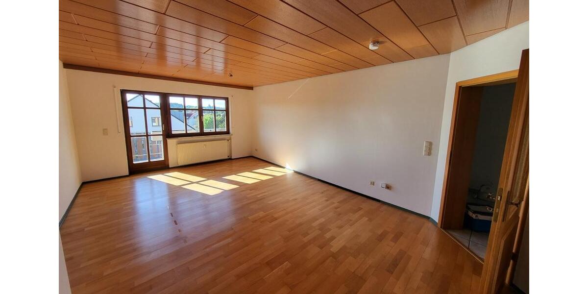 3-Zimmer Wohnung mit Balkon und Tiefgarage 3 zimmer