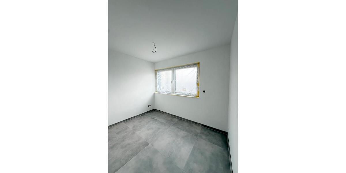 Dachgeschoßwohnung Bad Neuenahr-Ahrweiler Ahrweiler - 4 Zimmer, 125 m&sup2;, 1.325&euro; | Angebot:26091522