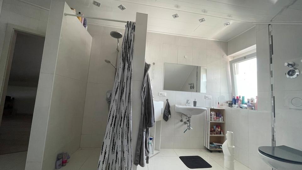 Dachgeschoßwohnung Achern - 2 Zimmer, 82 m&sup2;, 850&euro; | Angebot:26069494