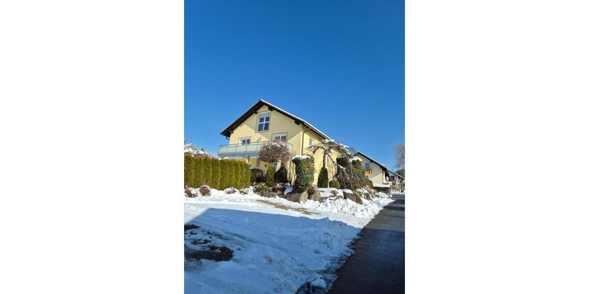 Etagenwohnung Frauenau - 4 Zimmer, 86 m&sup2;, 750&euro; | Angebot:25254918