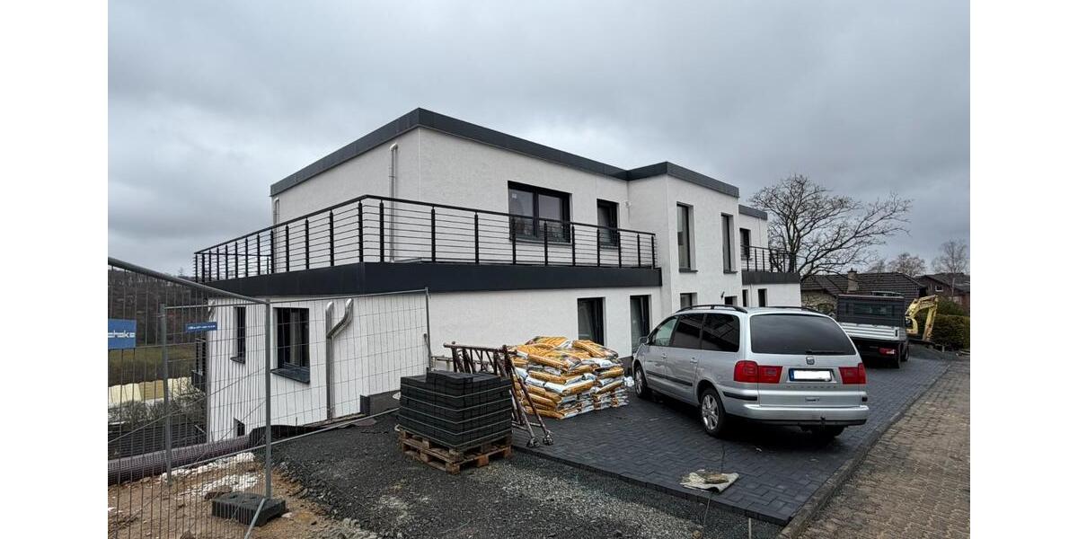 Etagenwohnung Netphen - 2 Zimmer, 90 m&sup2;, 1.000&euro; | Angebot:25178877