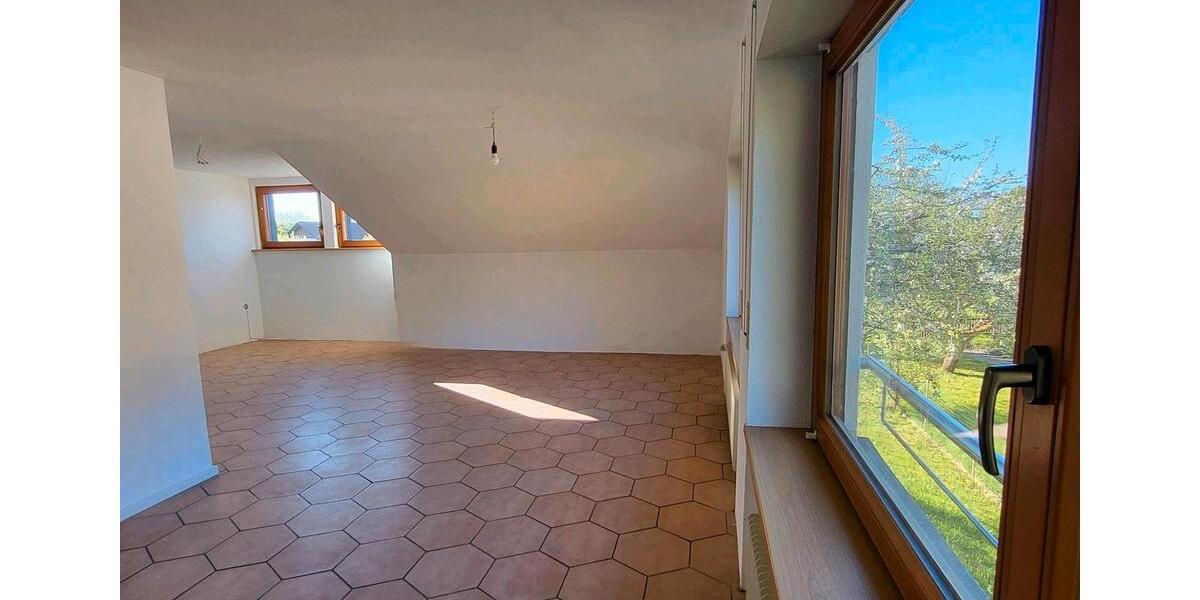 Dachgeschoßwohnung Königsfeld im Schwarzwald - 6 Zimmer, 75 m&sup2;, 690&euro; | Angebot:26603208