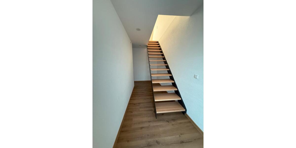 Großzügige 4-Zimmer-Wohnung in Holzbronn 4 zimmer