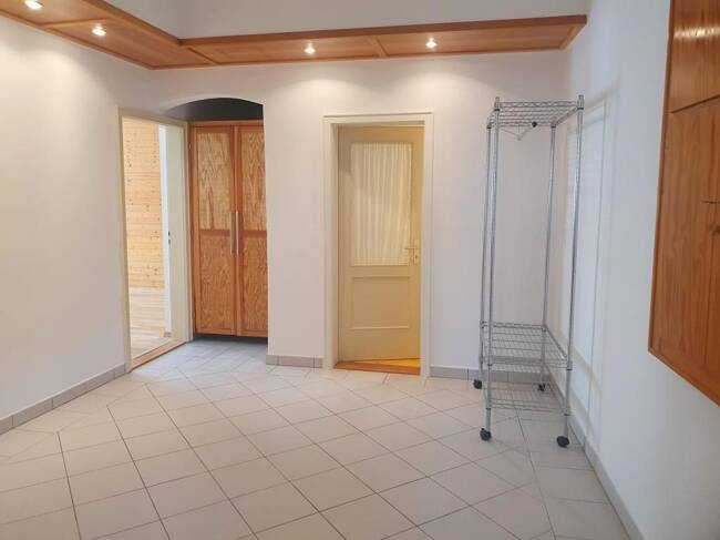 Etagenwohnung Burglengenfeld - 2 Zimmer, 76 m&sup2;, 532&euro; | Angebot:26276084