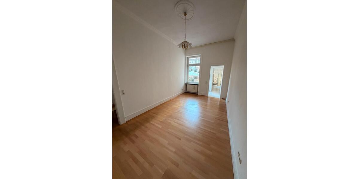 Terrassenwohnung Wiesbaden - 4 Zimmer, 118 m&sup2;, 1.600&euro; | Angebot:24490892