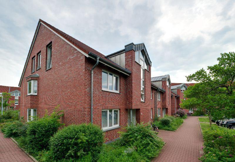 2-Zimmer-Erdgeschosswohnung mit Terrasse! zimmer