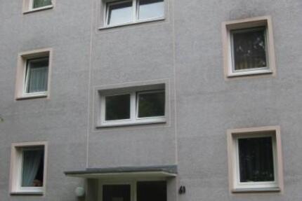 Preisgünstige und individuelle 4-Zimmer-Wohnung zimmer