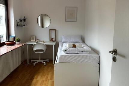 Möbliertes Zimmer Neustadt Bremen Nähe Hochschule inkl W-LAN zimmer