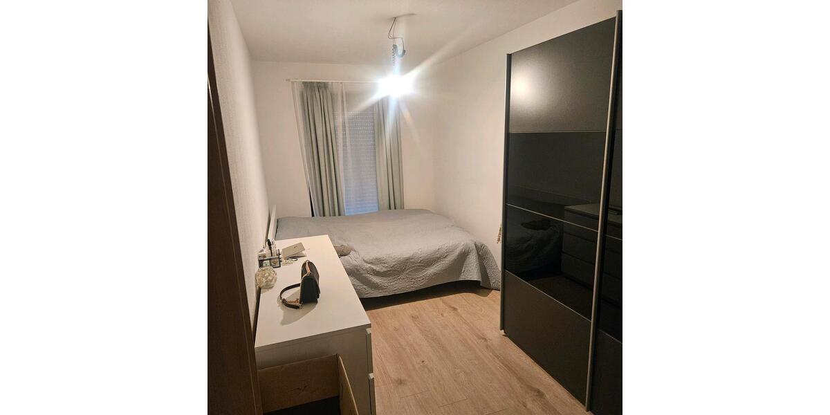 Erdgeschoßwohnung Wallerstein - 4.5 Zimmer, 120 m&sup2;, 1.100&euro; | Angebot:26032310