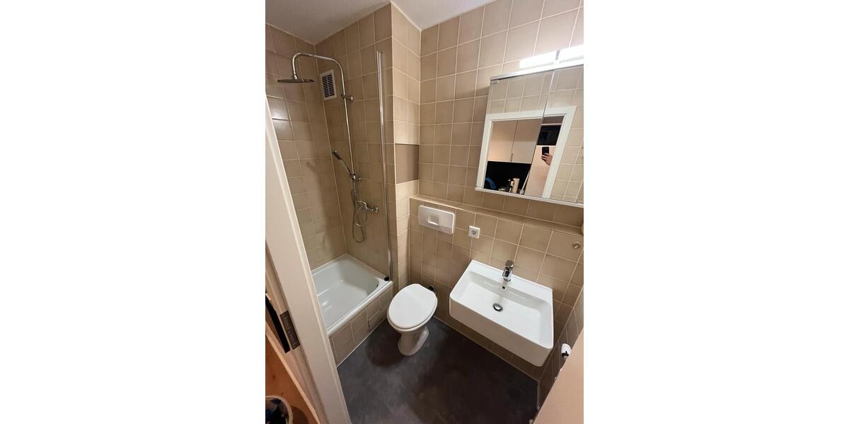 Etagenwohnung Eckental - 1 Zimmer, 19 m&sup2;, 400&euro; | Angebot:24605093