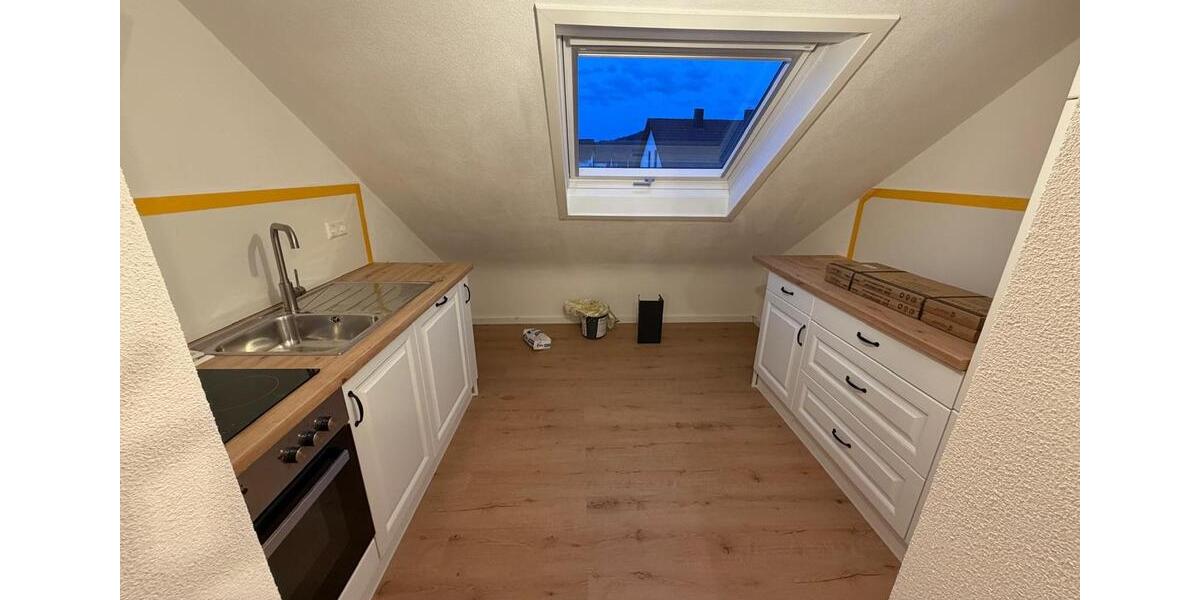 Dachgeschoßwohnung Vöhringen - 3.5 Zimmer, 80 m&sup2;, 900&euro; | Angebot:26049592