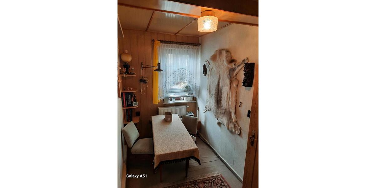 Einfamilienhaus Neuhaus am Rennweg - 6 Zimmer, 100 m&sup2;, 700&euro; | Angebot:26162714