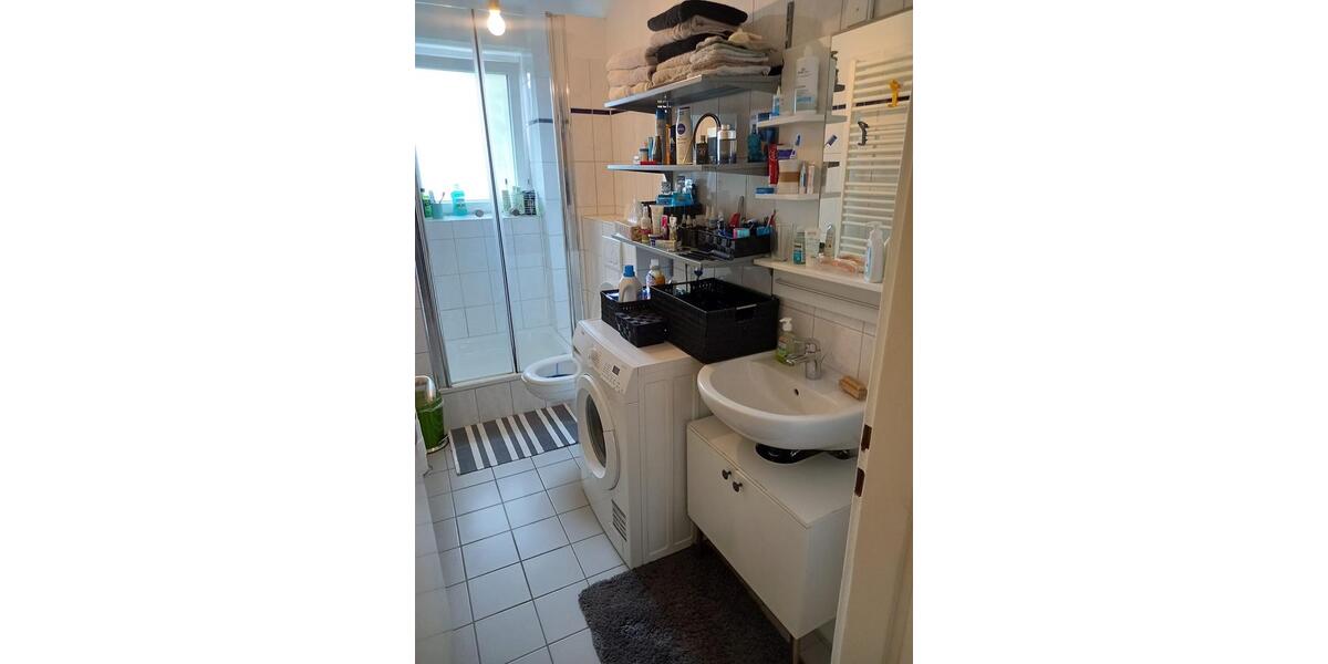 Etagenwohnung Wiesbaden Biebrich - 2 Zimmer, 50 m&sup2;, 8.700&euro; | Angebot:26069097
