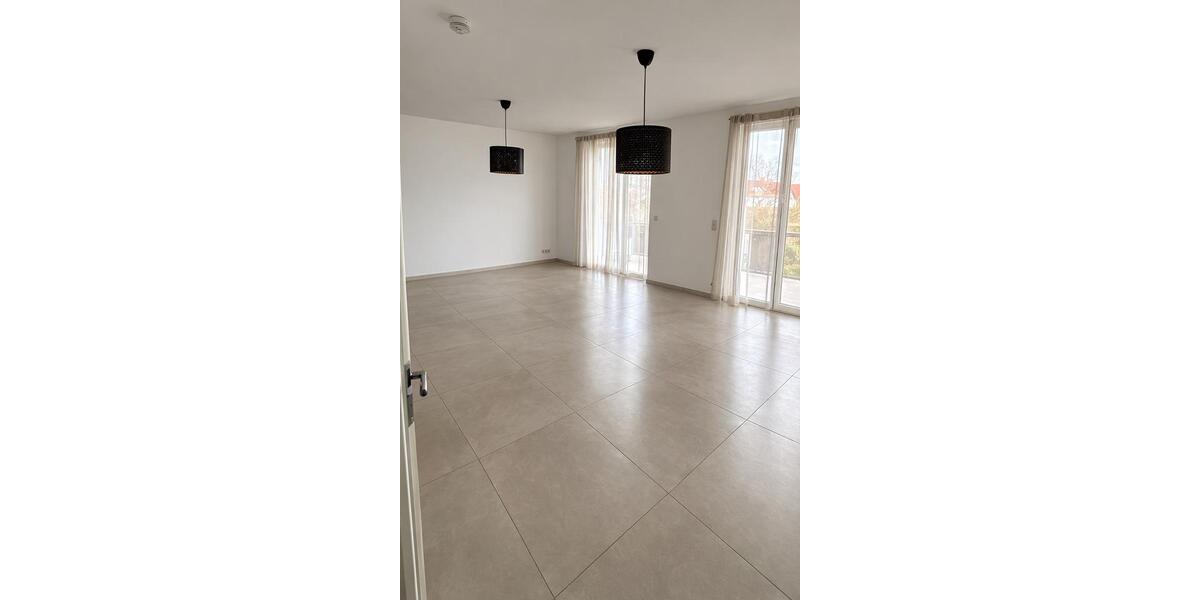 Etagenwohnung Schwarzheide - 2 Zimmer, 71 m&sup2;, 773&euro; | Angebot:25781854