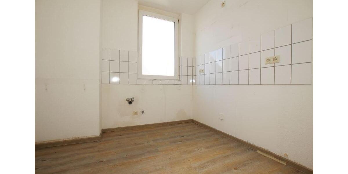 Dachgeschoßwohnung Oschersleben (Bode) - 3 Zimmer, 81 m&sup2;, 650&euro; | Angebot:26052787