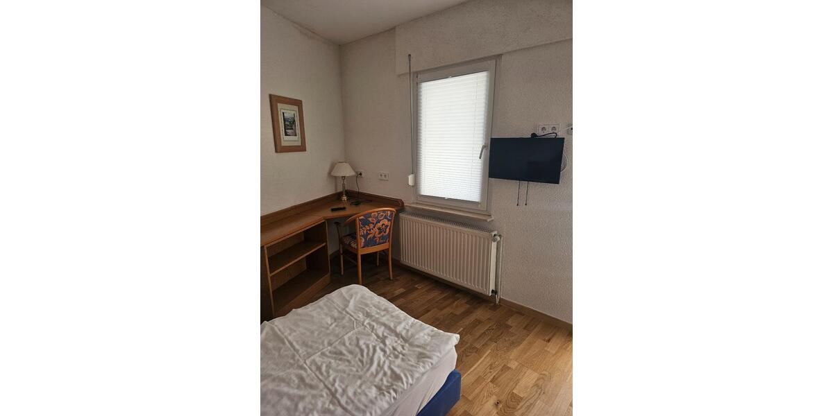 Wohnen auf Zeit Saarbrücken Brebach-Fechingen - 1 Zimmer, 17 m&sup2;, 630&euro; | Angebot:25811746
